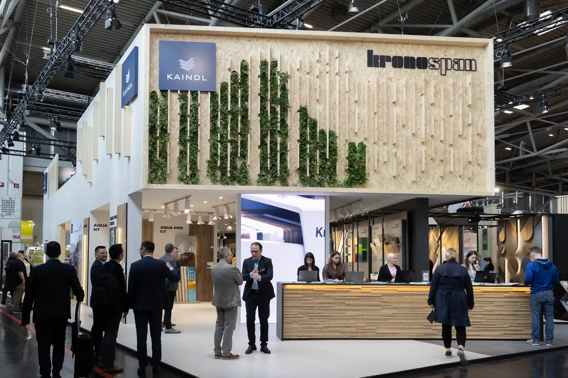 Messestand – Messearchitektur für Kronospan und KAINDL auf der BAU 2023